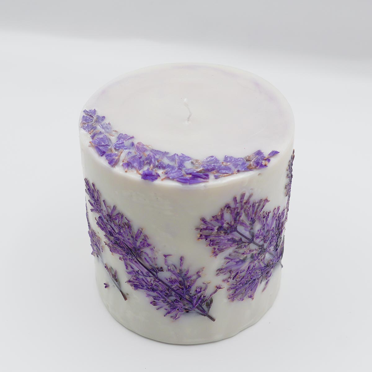 Lilac Botanical Candle – Basil & Lavender - Image 2