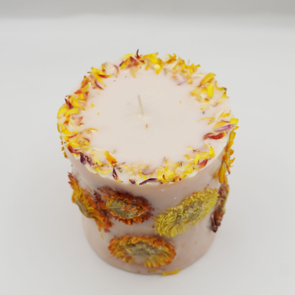 Yellow Botanical Candle – Orange & Lemongrass - Image 3