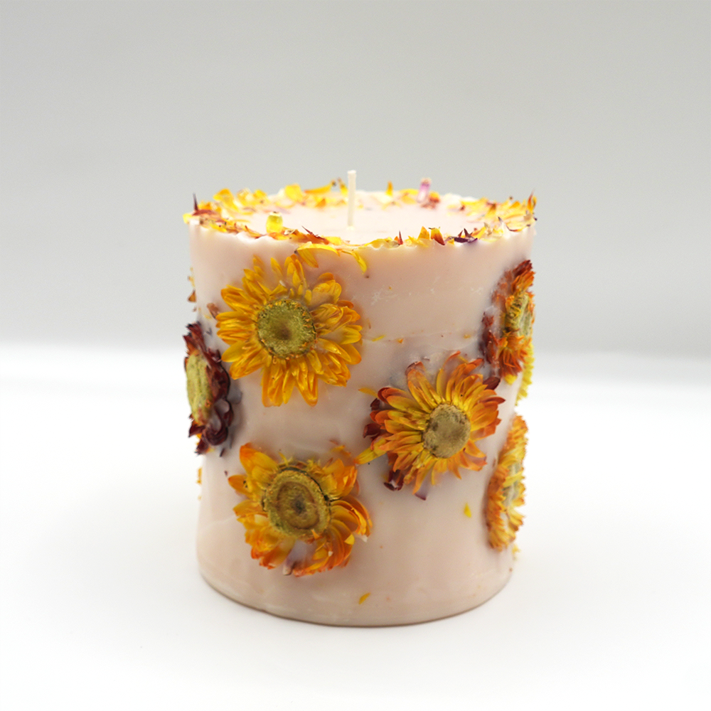 Yellow Botanical Candle – Orange & Lemongrass - Image 4